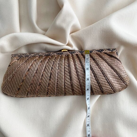 KOTUR Straw Evening Clutch w Snakeskin Trim - Picture 5 of 6